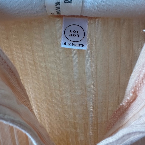 Lou Lou & company lightly used romper - Picture 2 of 2